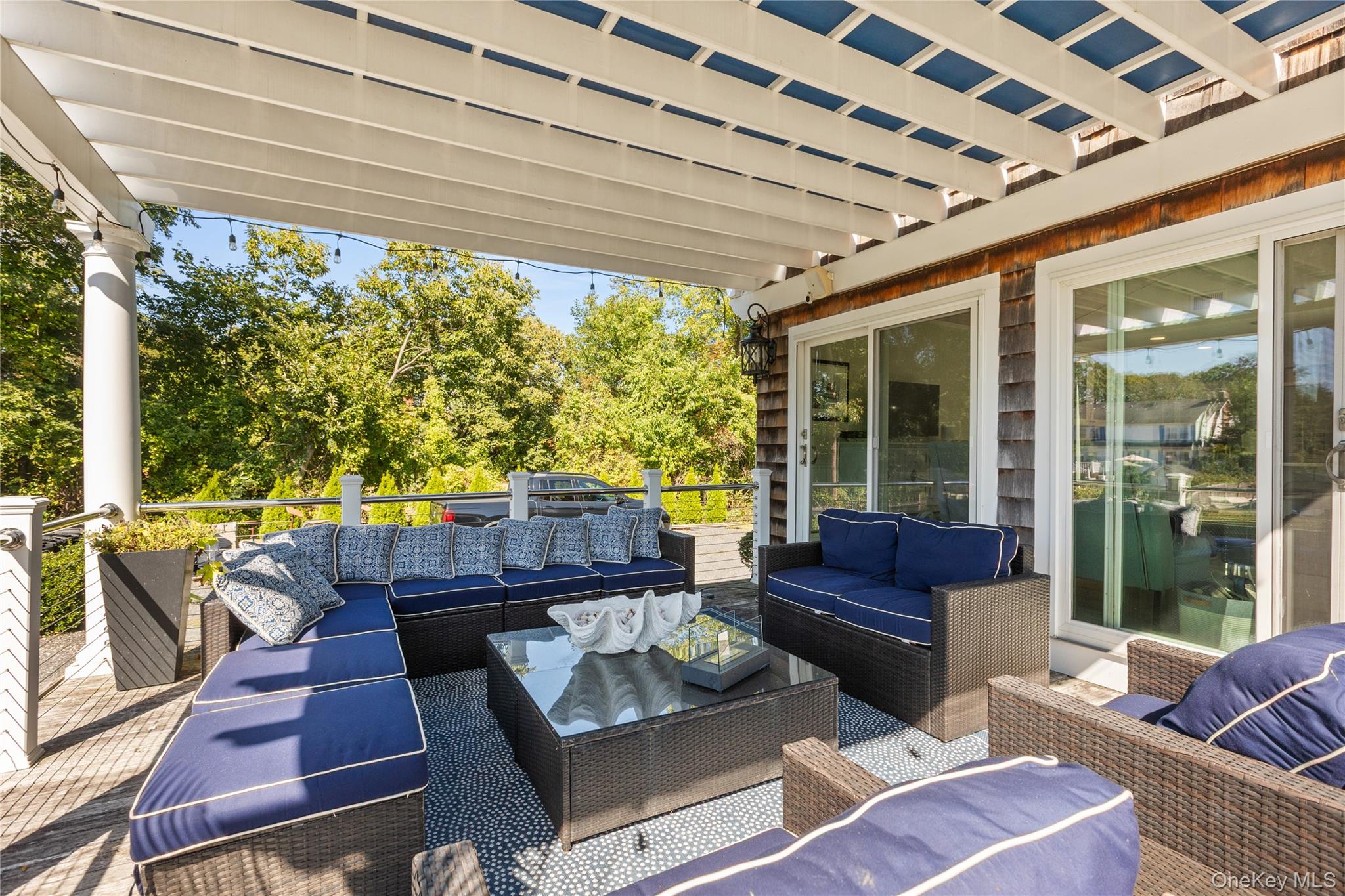 28 S Montgomery Avenue