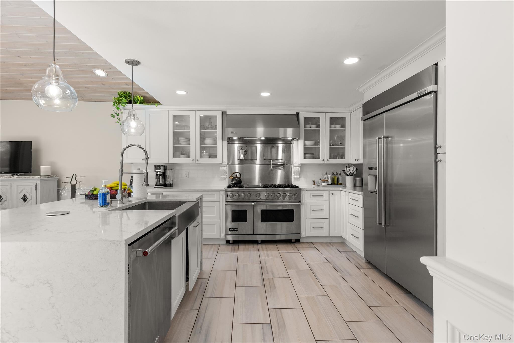 28 S Montgomery Avenue