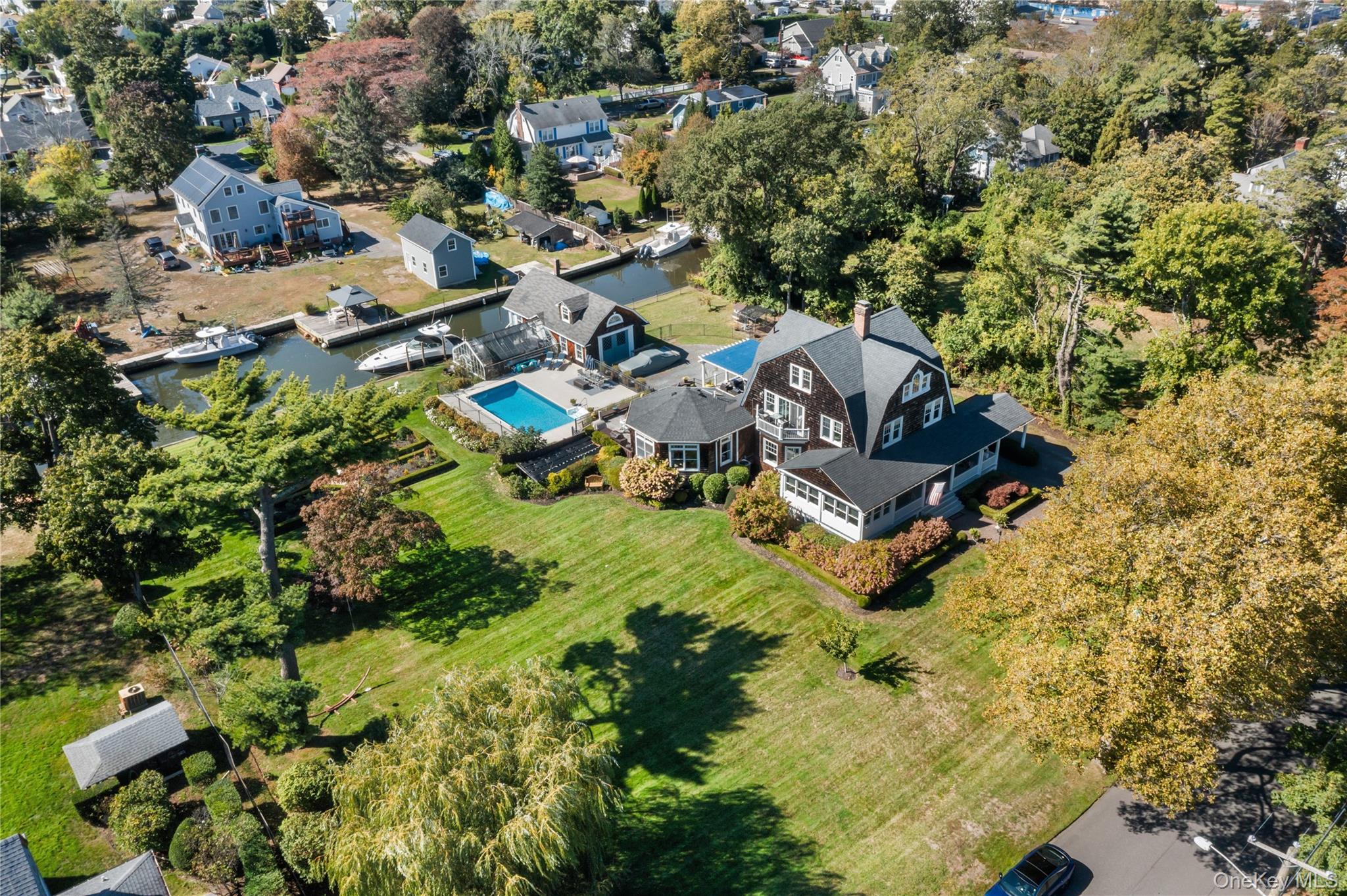 28 S Montgomery Avenue