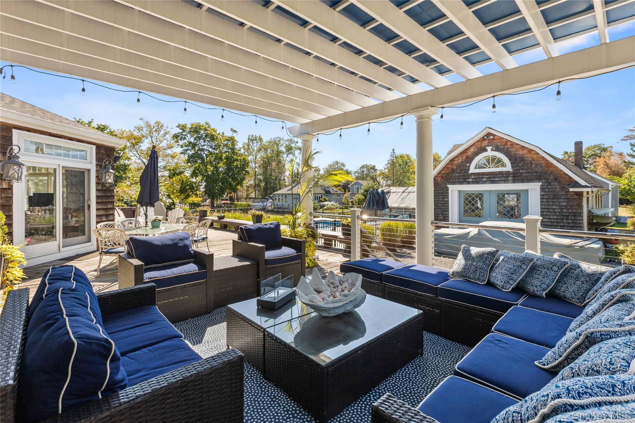 28 S Montgomery Avenue