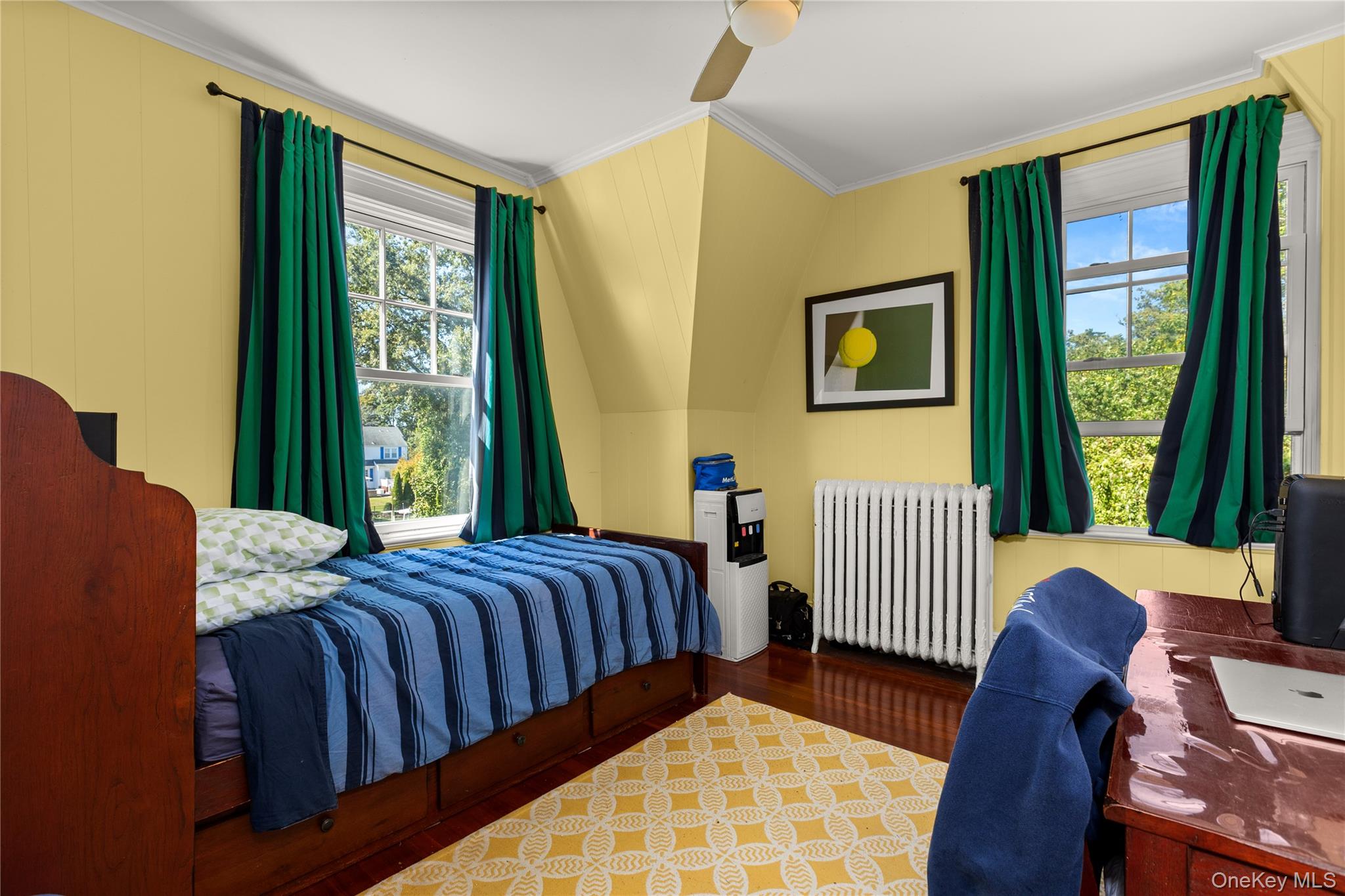 28 S Montgomery Avenue