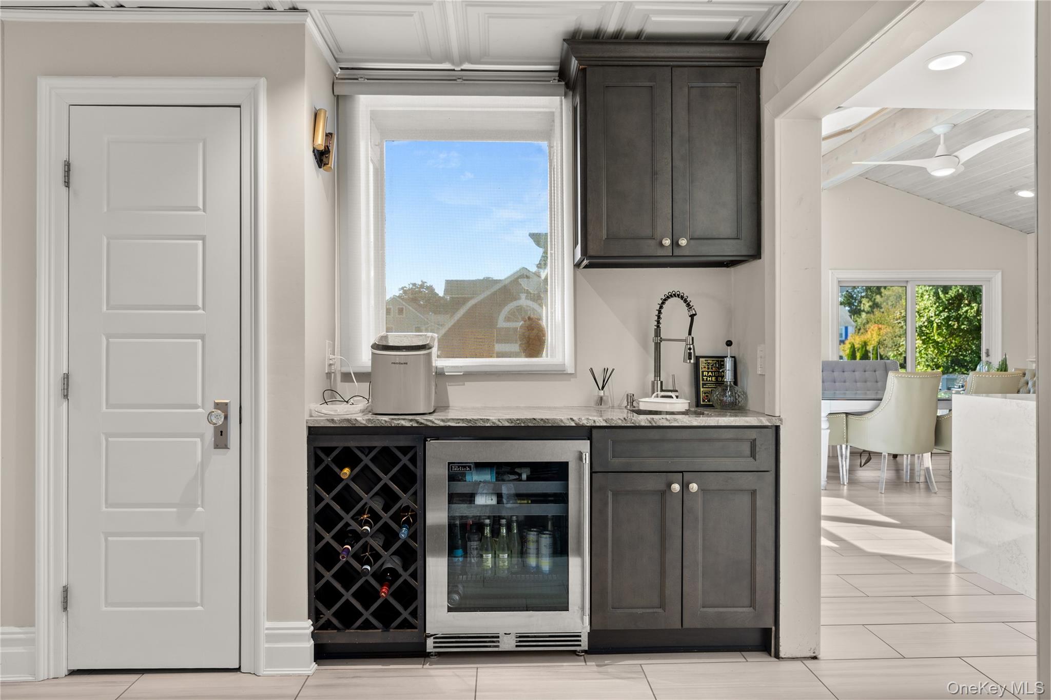 28 S Montgomery Avenue