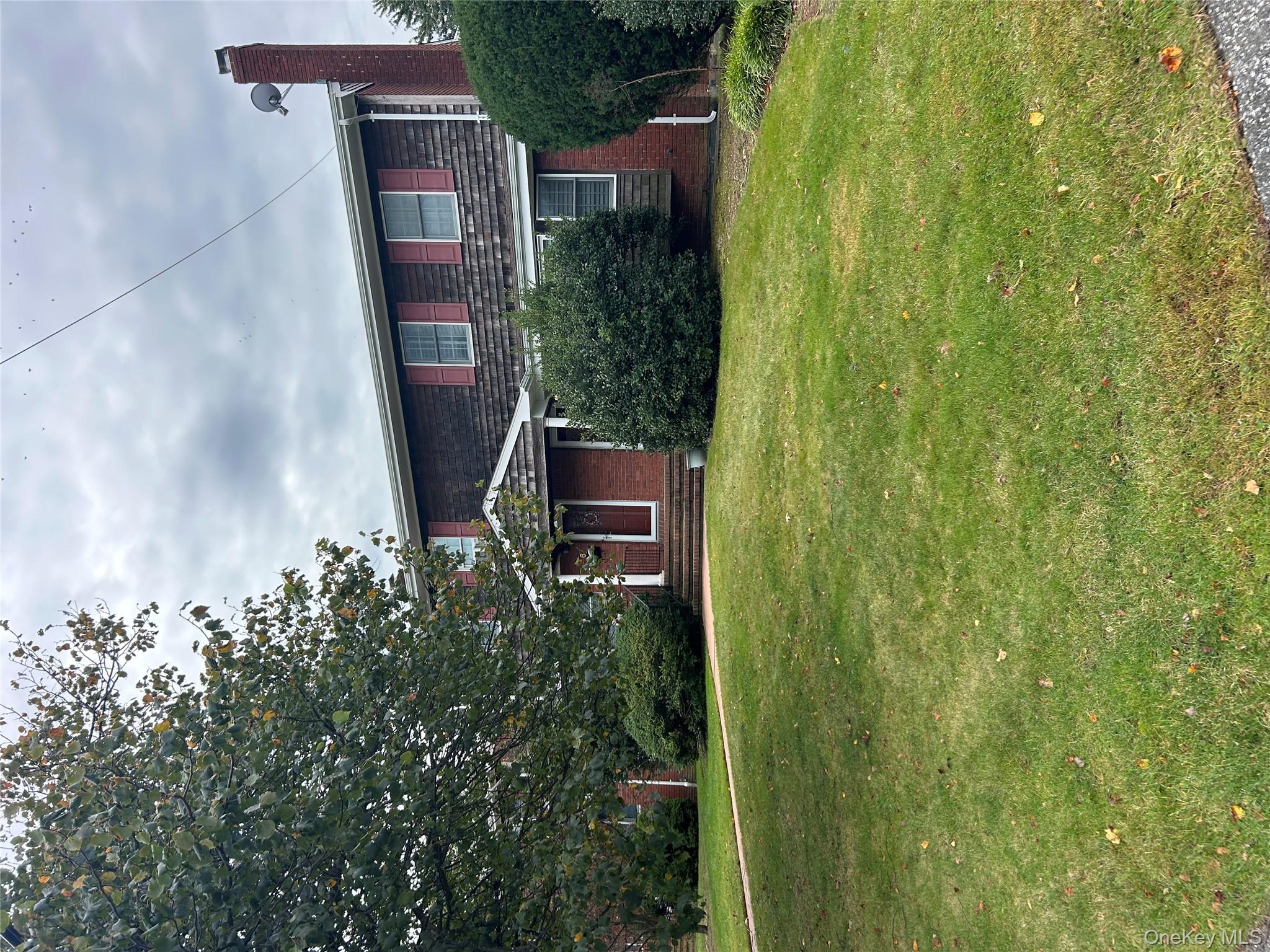 8 Livingston Avenue