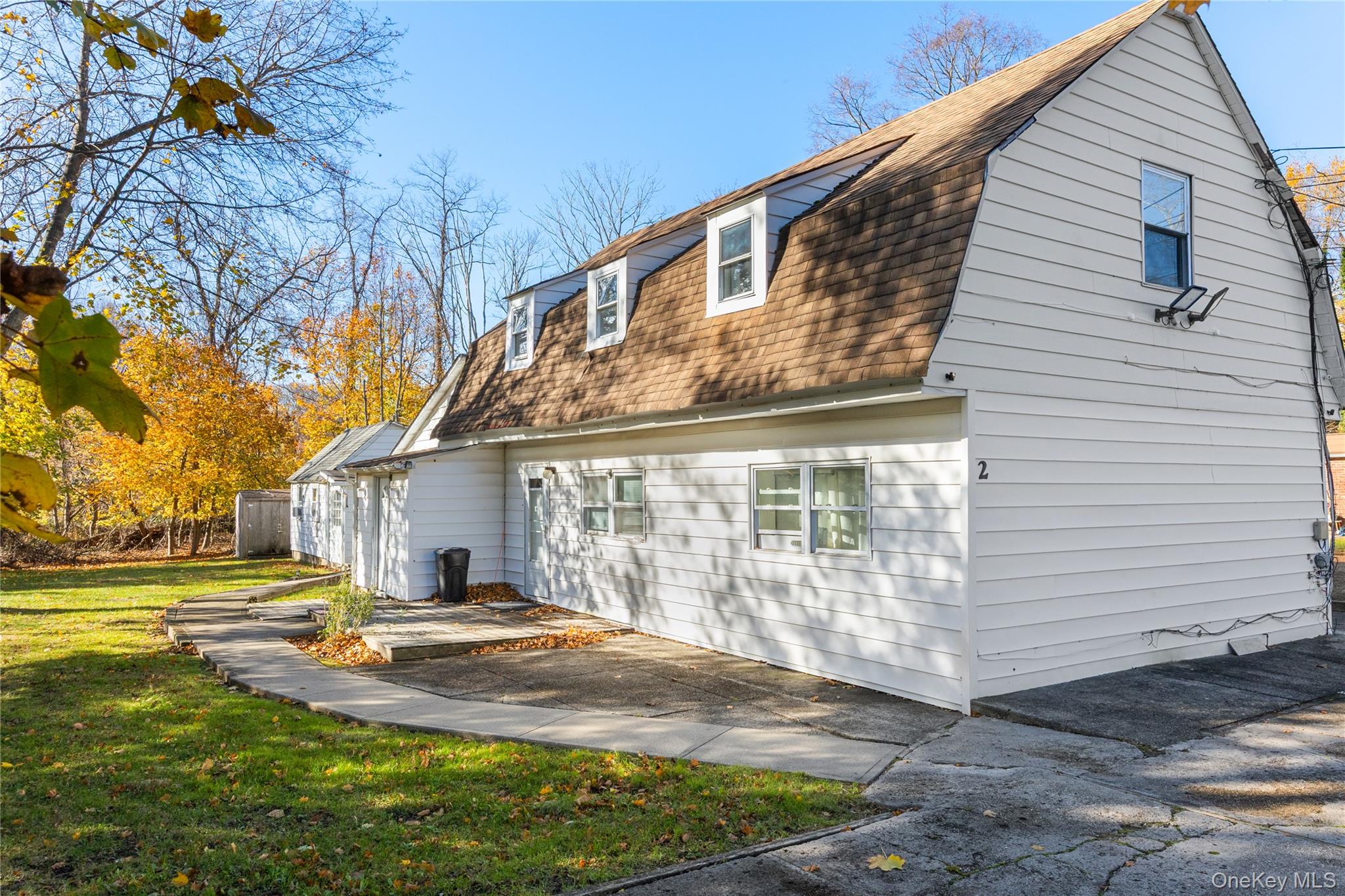 174 Mills Pond Road Unit: 2D