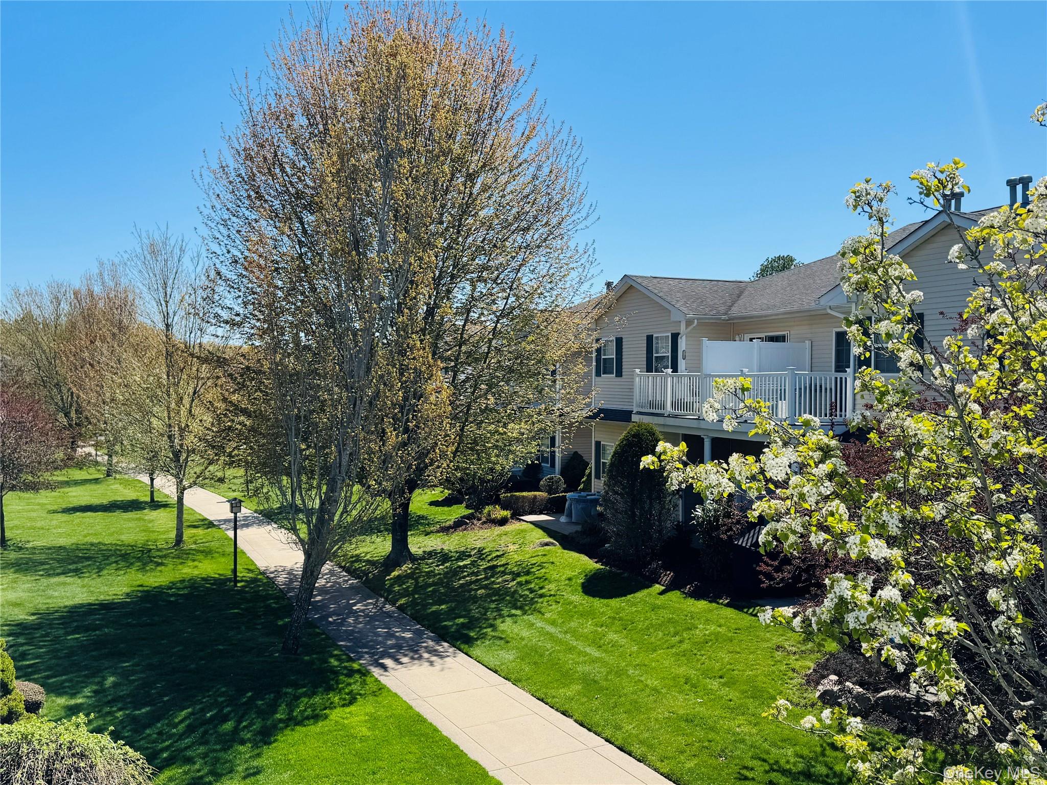 104 Aerie Way