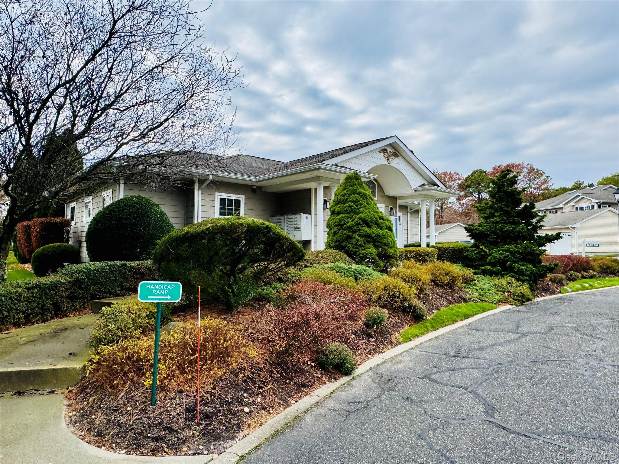 104 Aerie Way