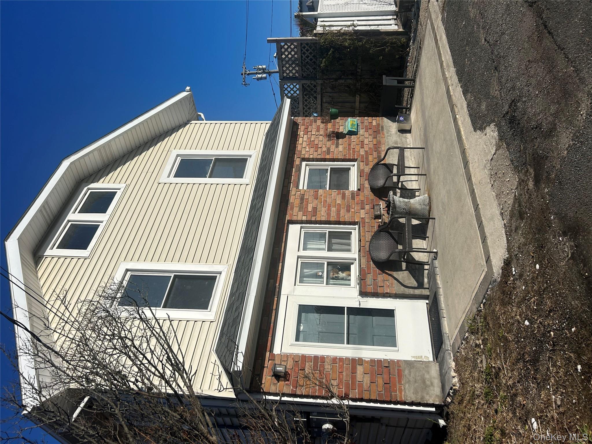 25 Auburn Avenue Unit: 2