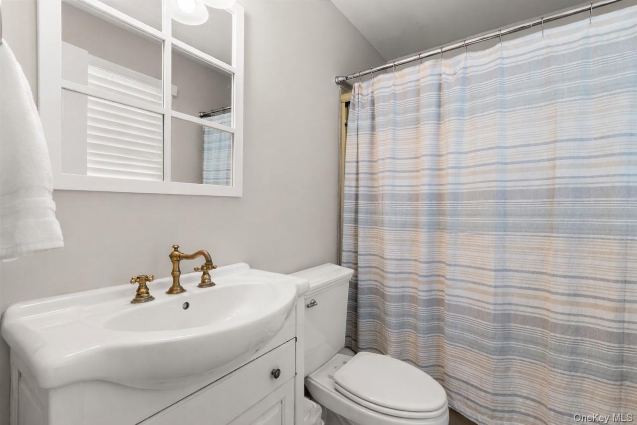 52 Matinecock Avenue