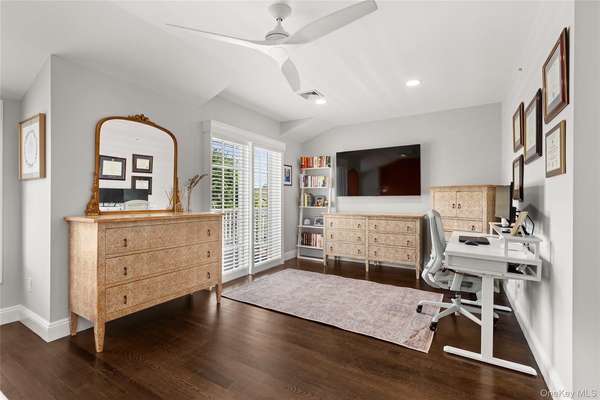 5 Rosebud Lane
