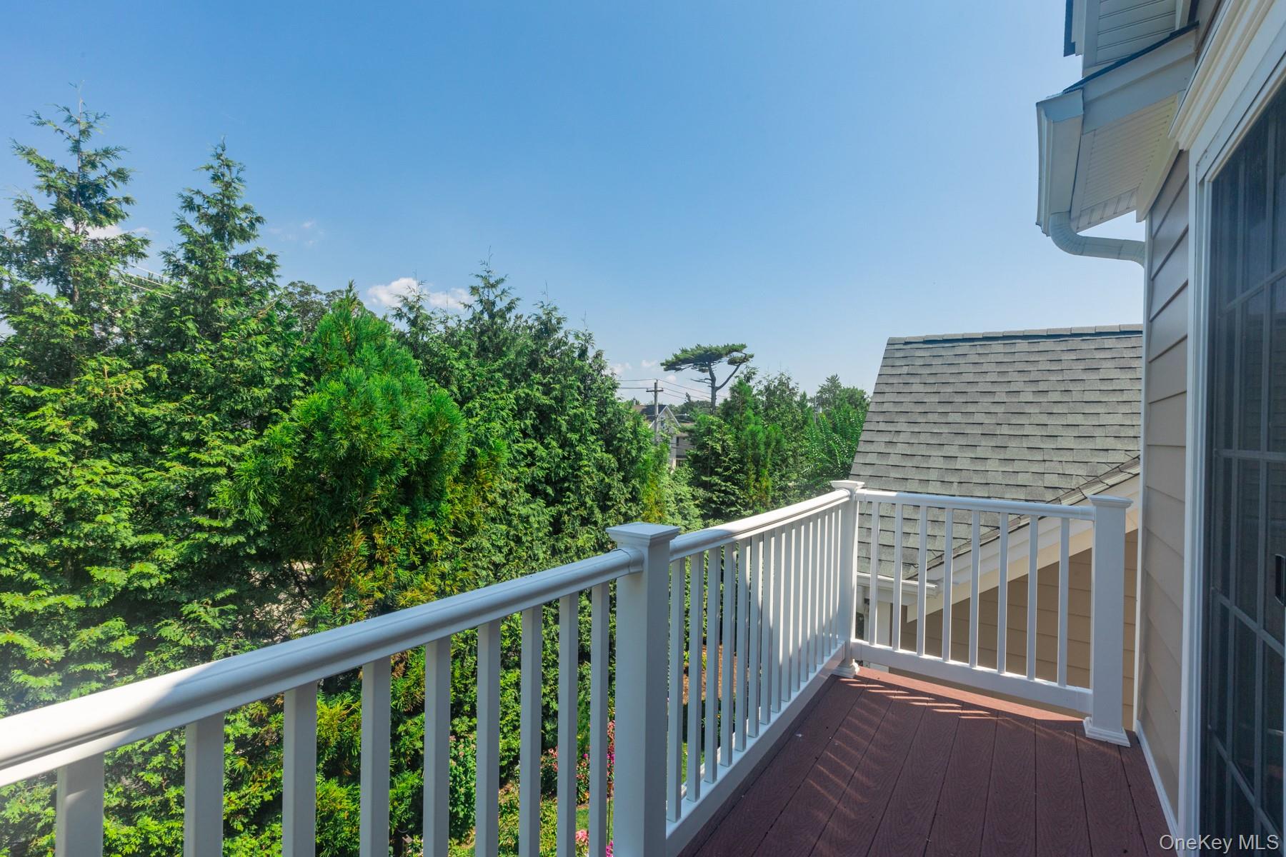 5 Rosebud Lane