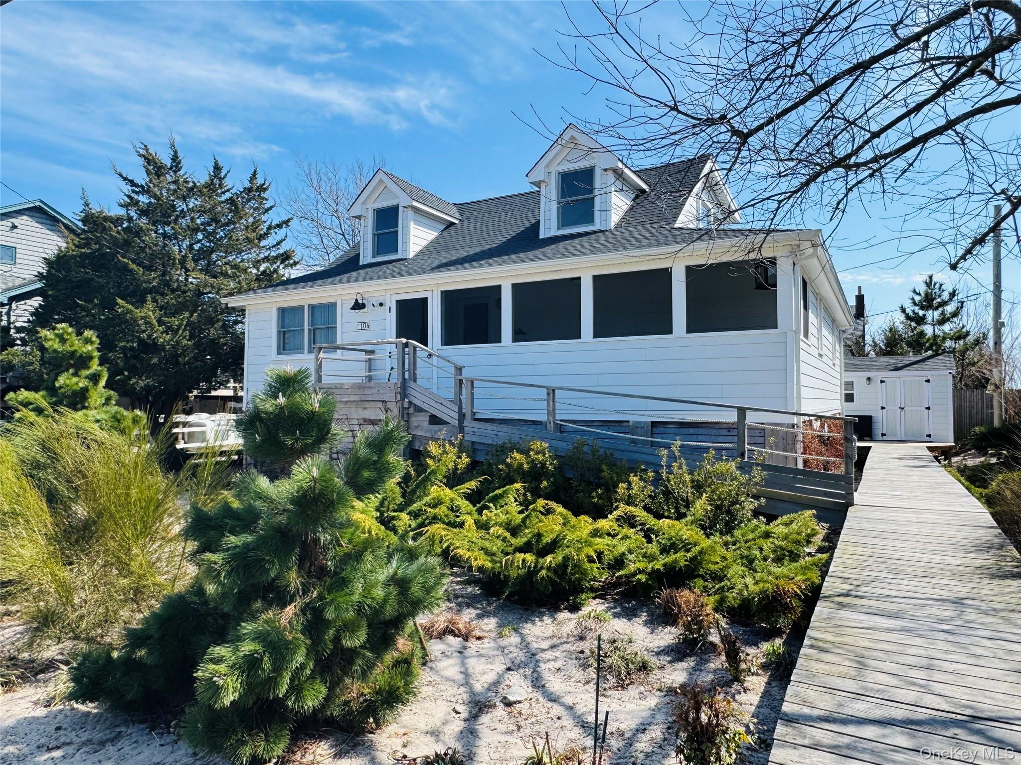 106 Oak Beach Road
