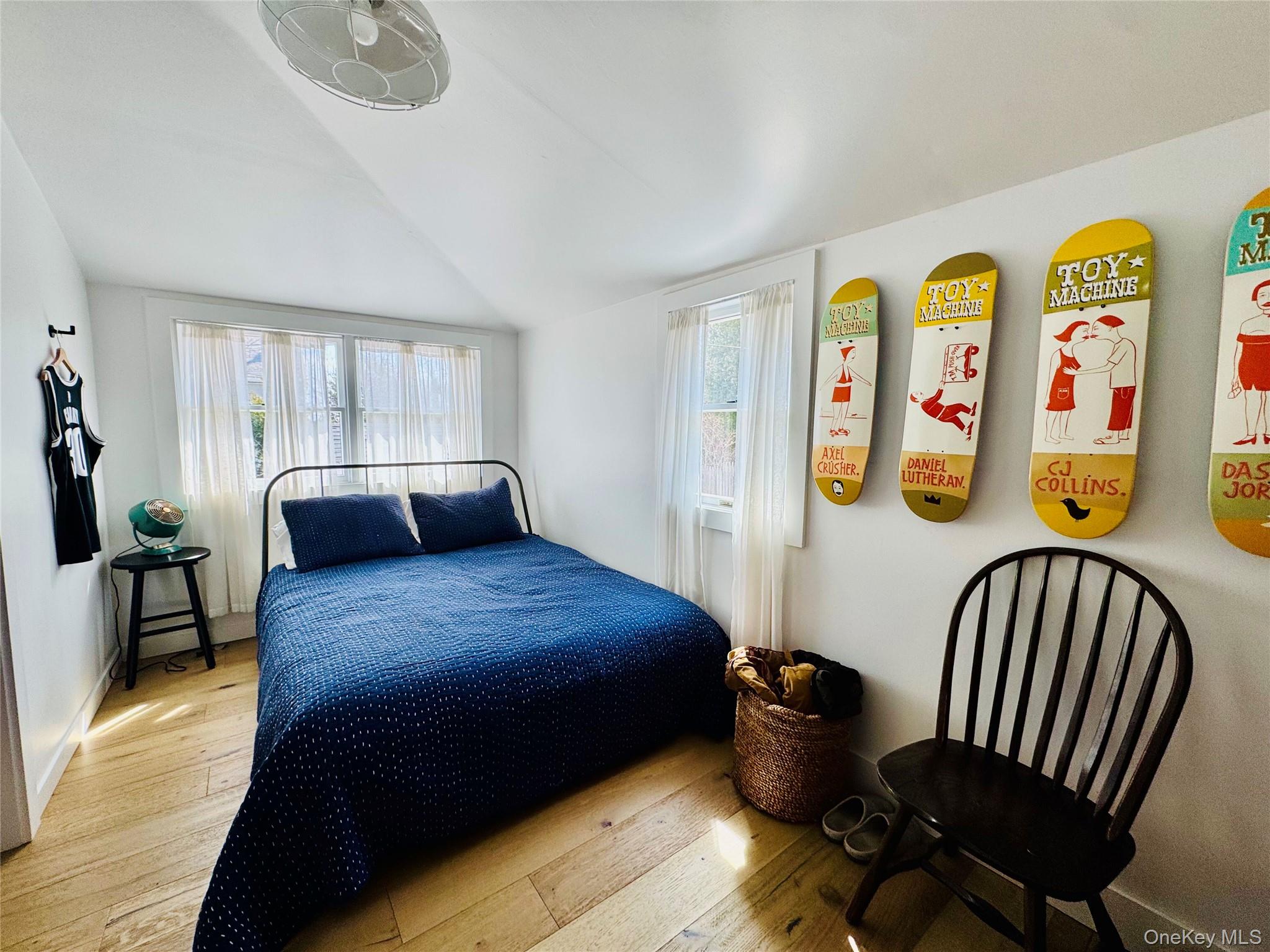 106 Oak Beach Road
