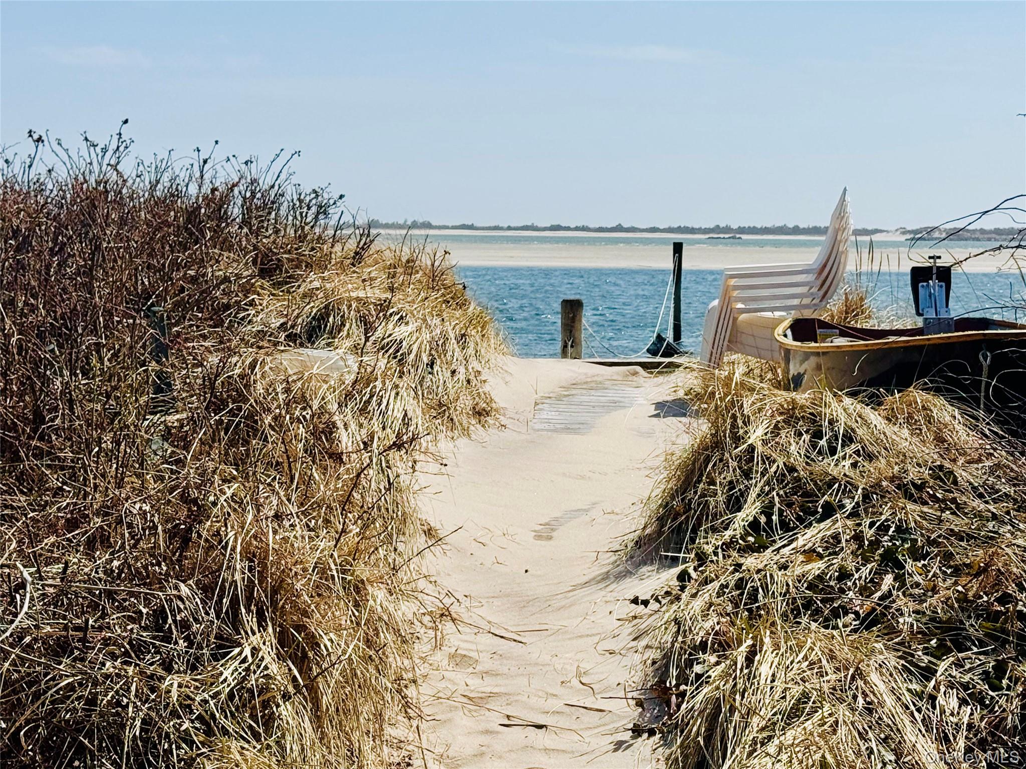 106 Oak Beach Road