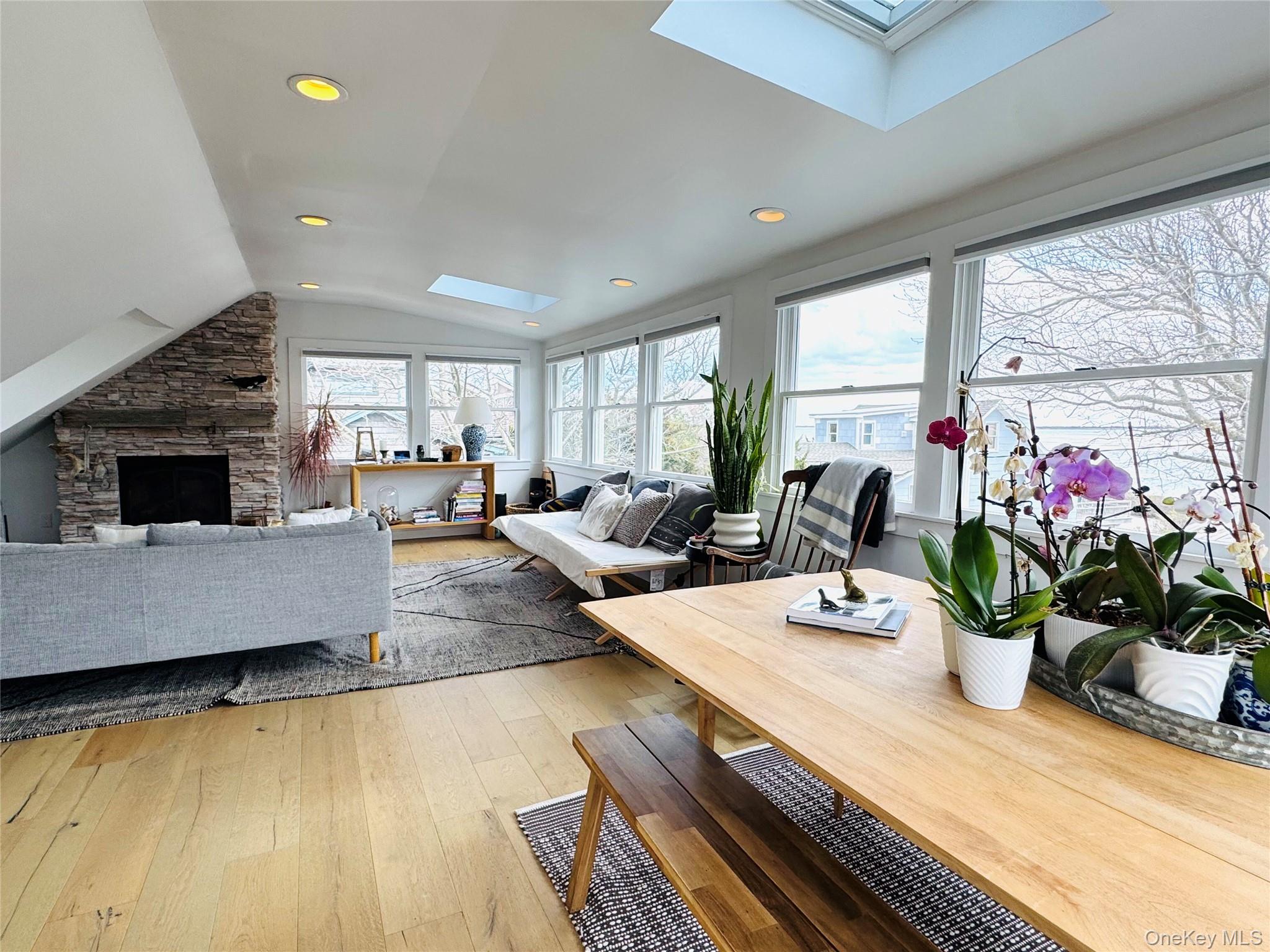 106 Oak Beach Road