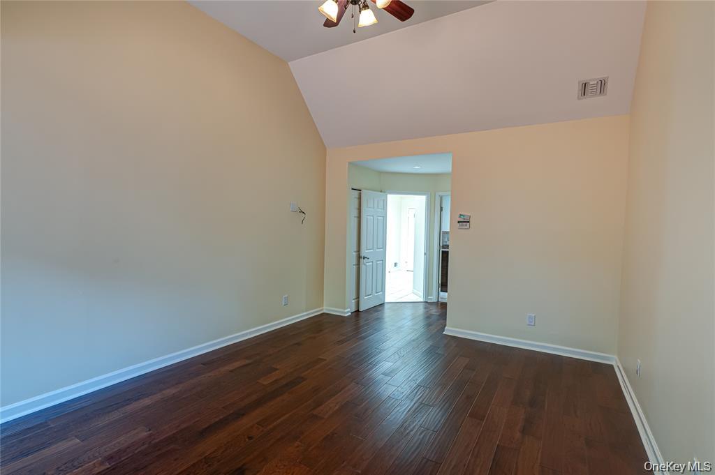 52 Admirals Drive E