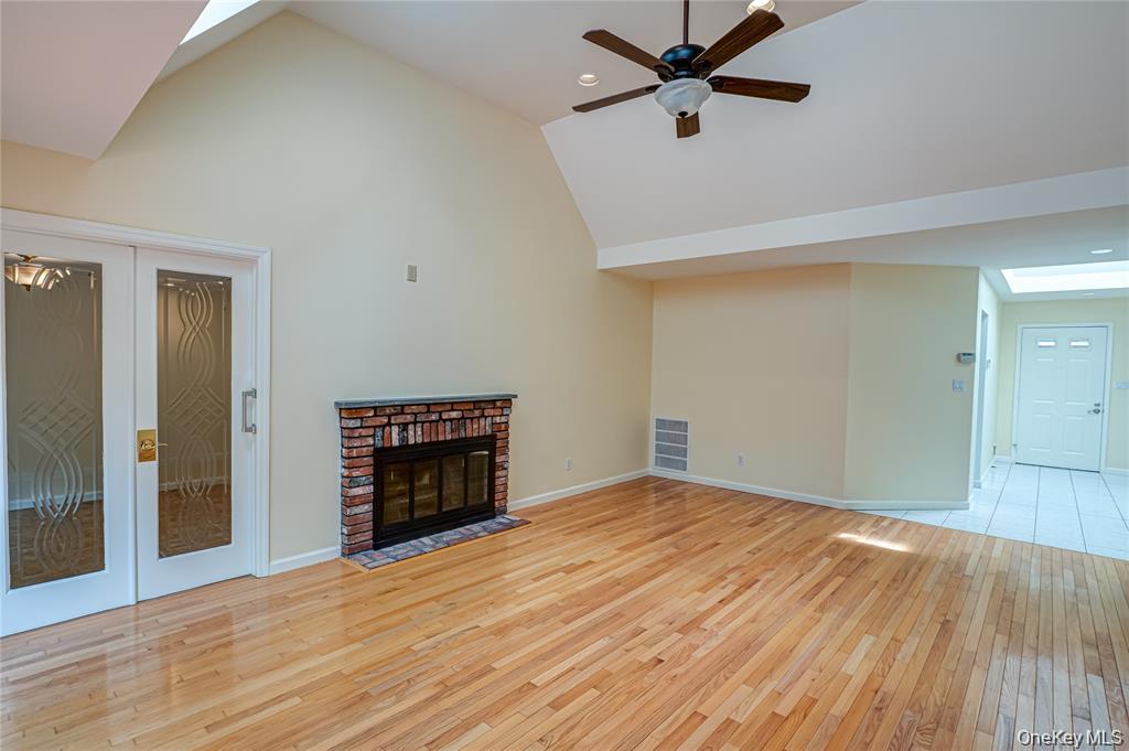 52 Admirals Drive E