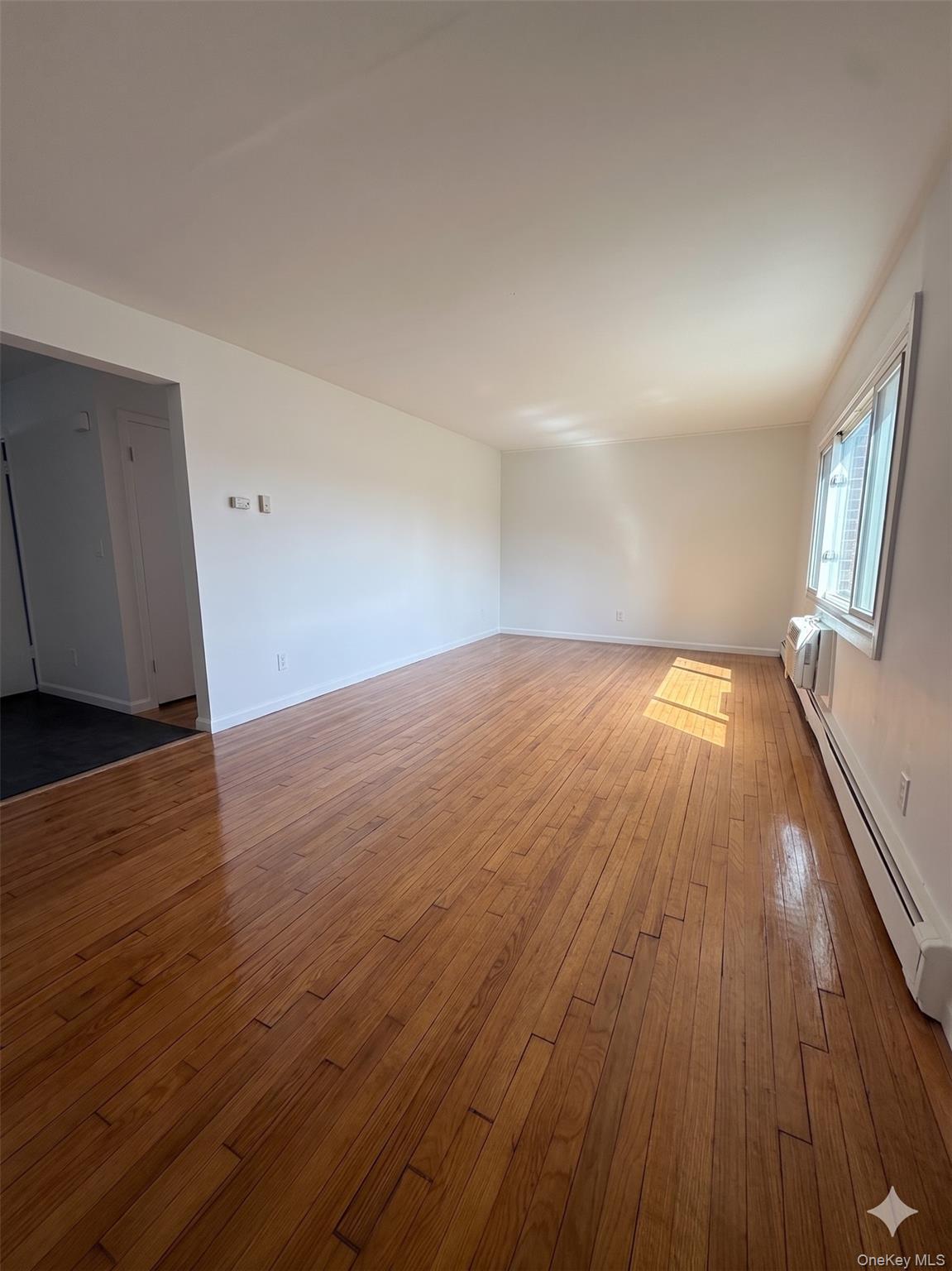 629 Wellwood Avenue Unit: B6