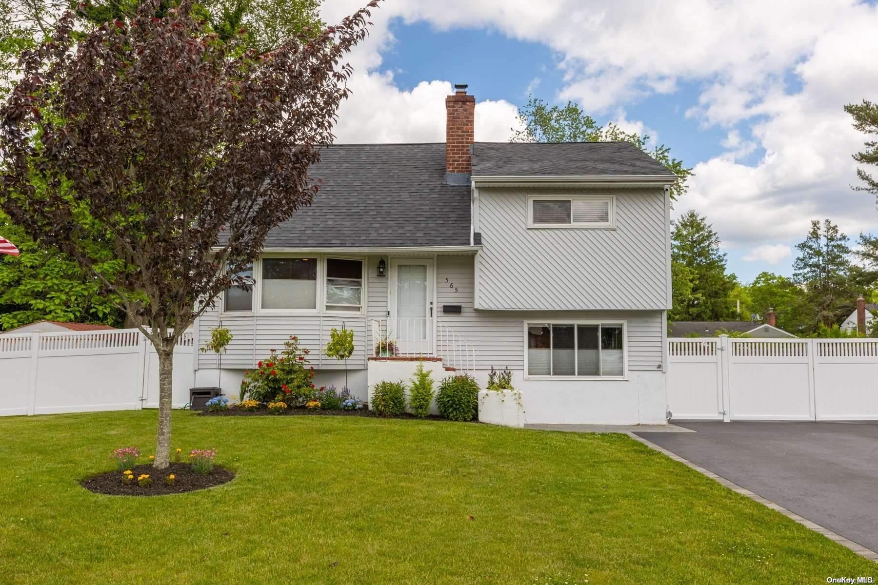 565 Peter Paul Drive