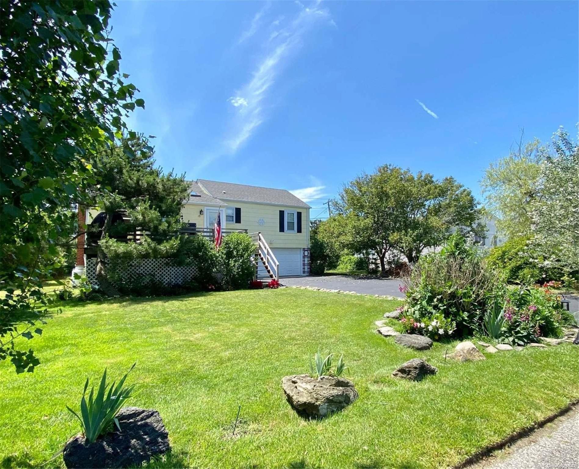 19 Oak Beach Road