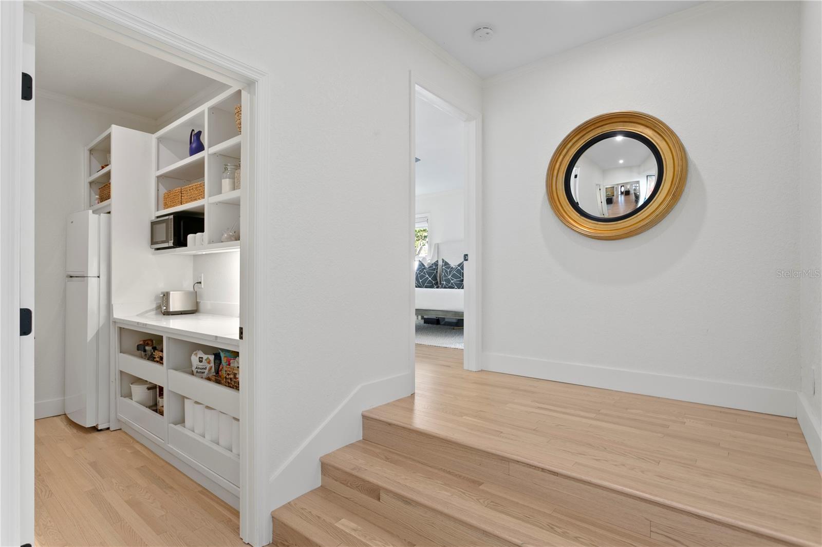 311 BELLEAIR DR NE