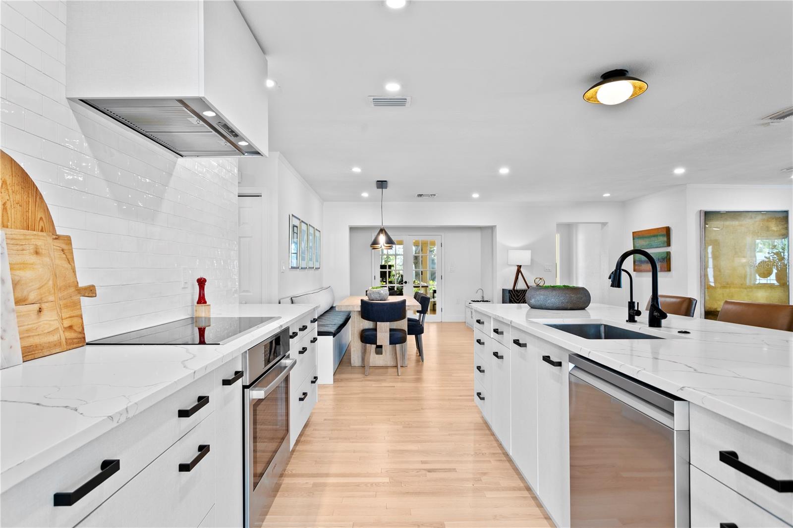 311 BELLEAIR DR NE