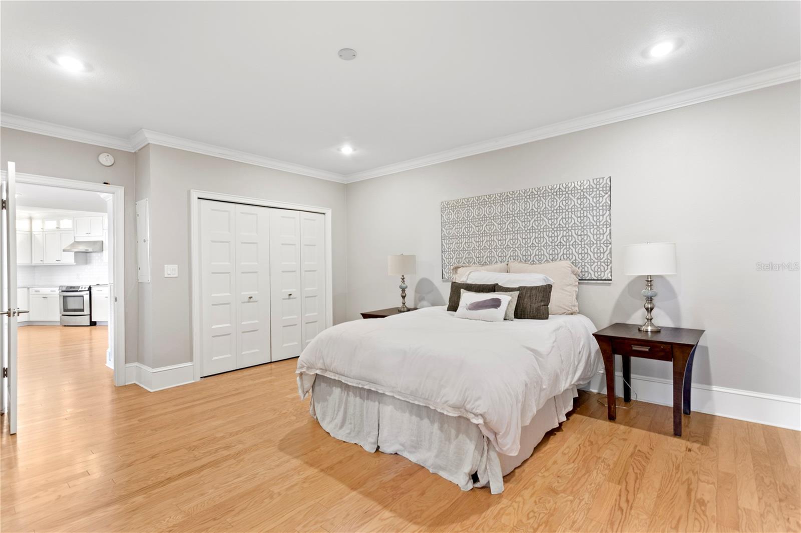 700 BEACH DR E #PH 2