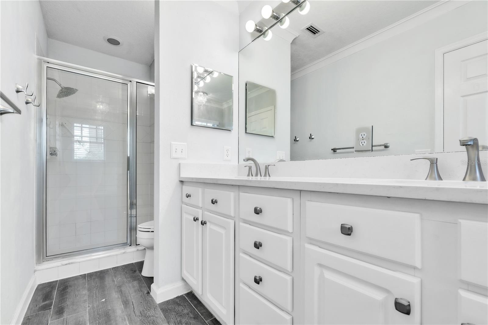 113 E BOSPHOROUS AVE #5