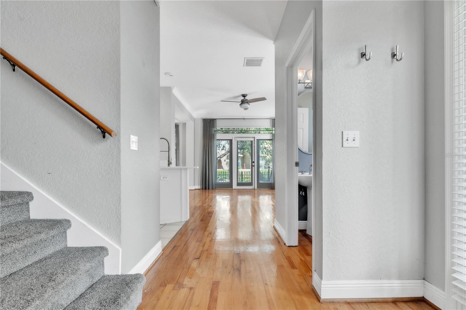 113 E BOSPHOROUS AVE #5