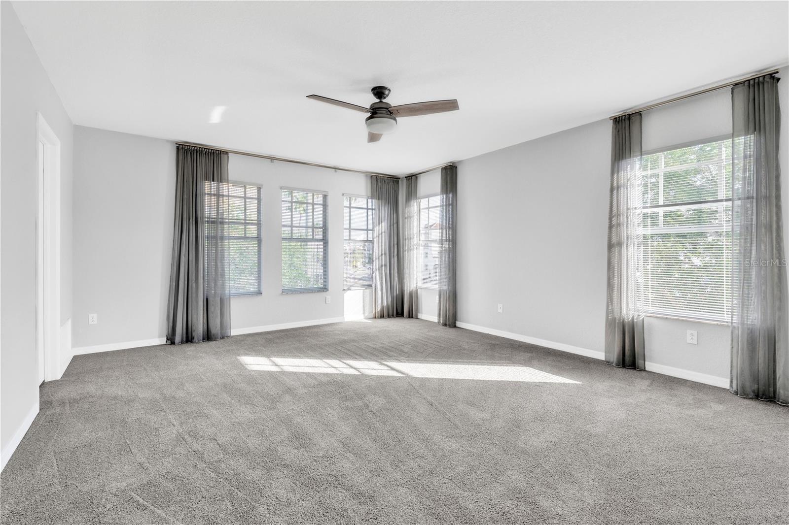 113 E BOSPHOROUS AVE #5