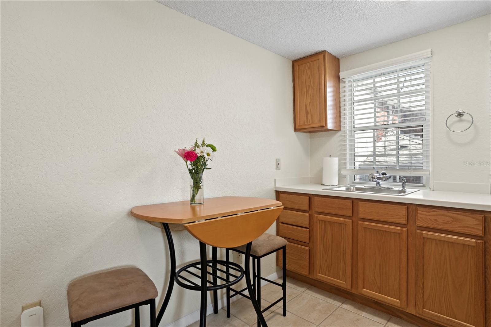 126 14TH AVE NE