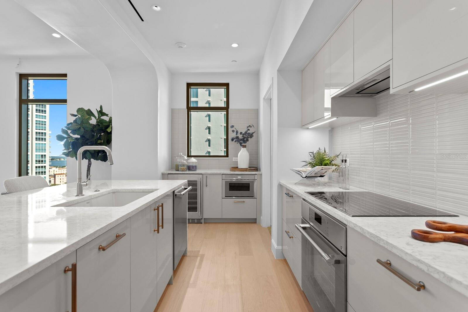 126 4TH AVE NE #1201