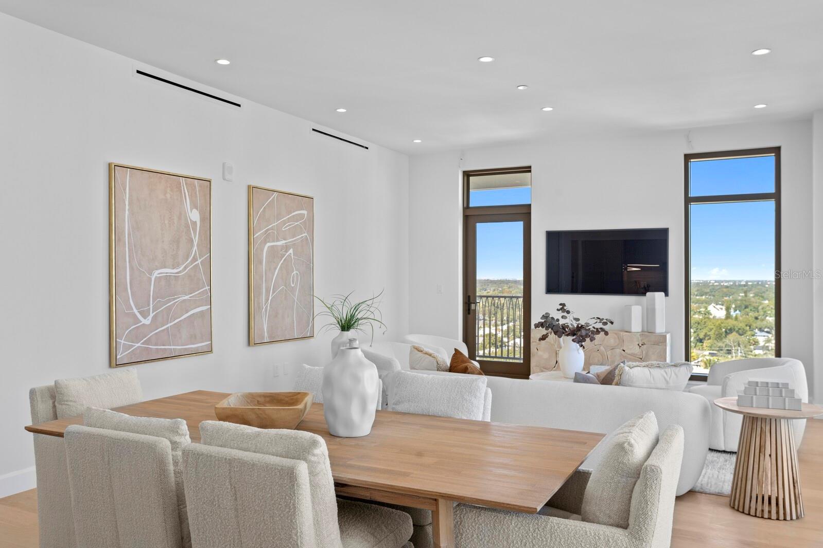 126 4TH AVE NE #1201