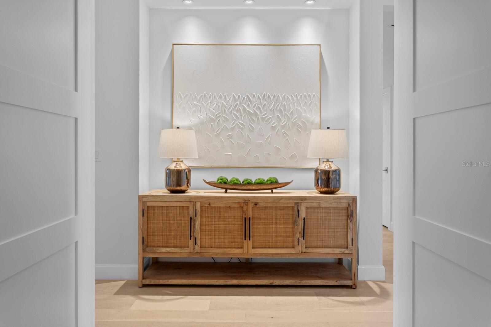 126 4TH AVE NE #1201