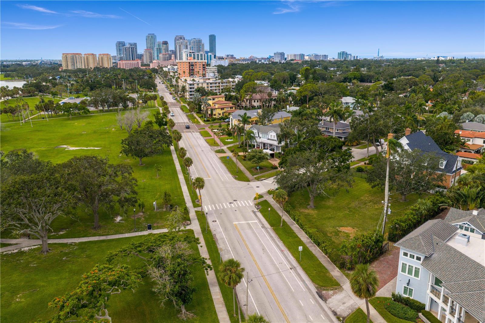 1500 N SHORE DR NE