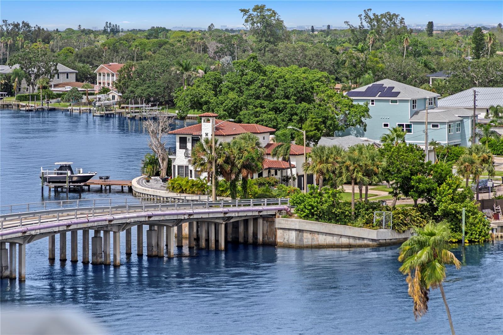 1325 NE SNELL ISLE BLVD NE #711