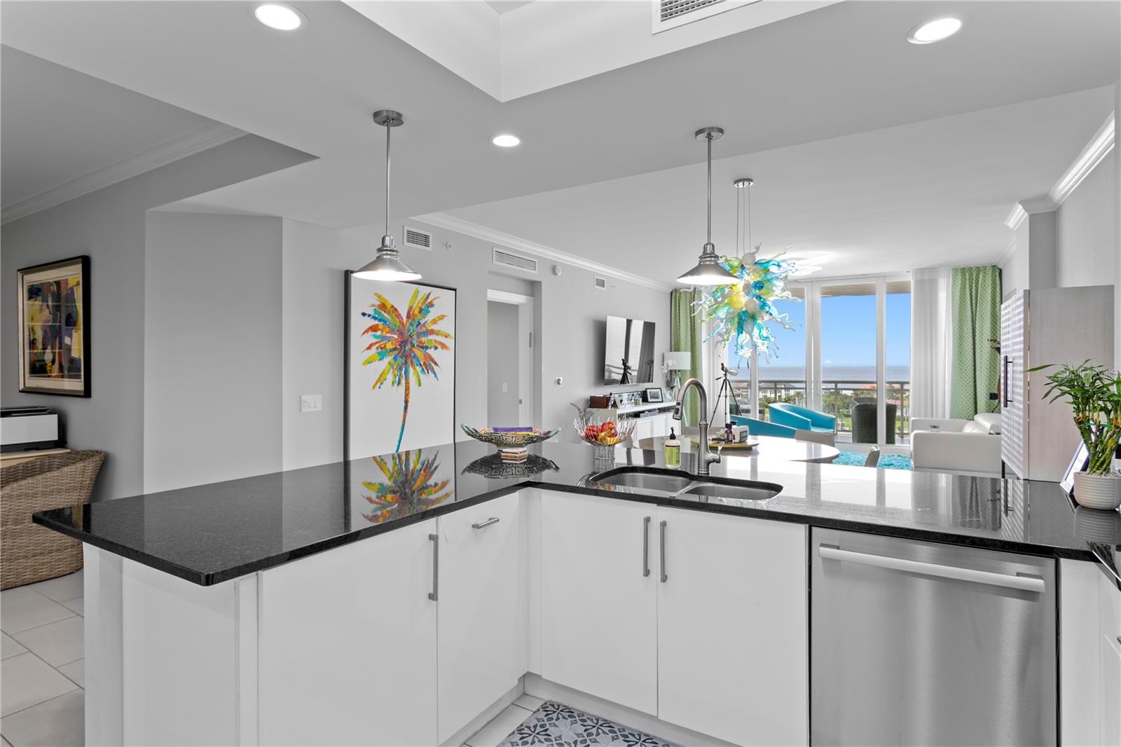 1325 NE SNELL ISLE BLVD NE #711