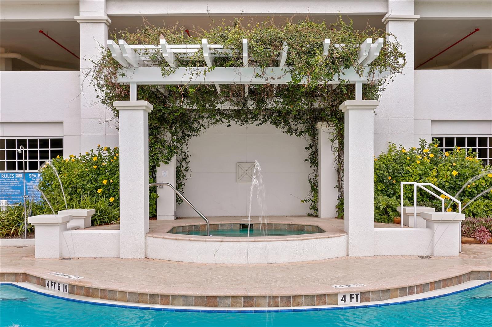 1325 NE SNELL ISLE BLVD NE #711