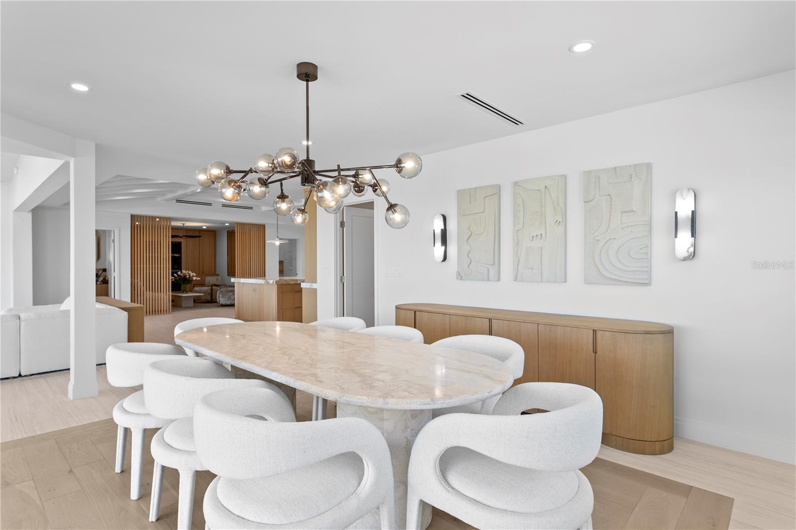 2580 E BAY ISLE DR SE