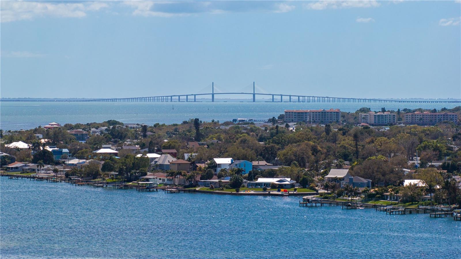 2580 E BAY ISLE DR SE