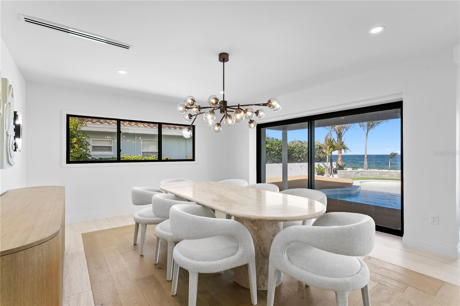 2580 E BAY ISLE DR SE