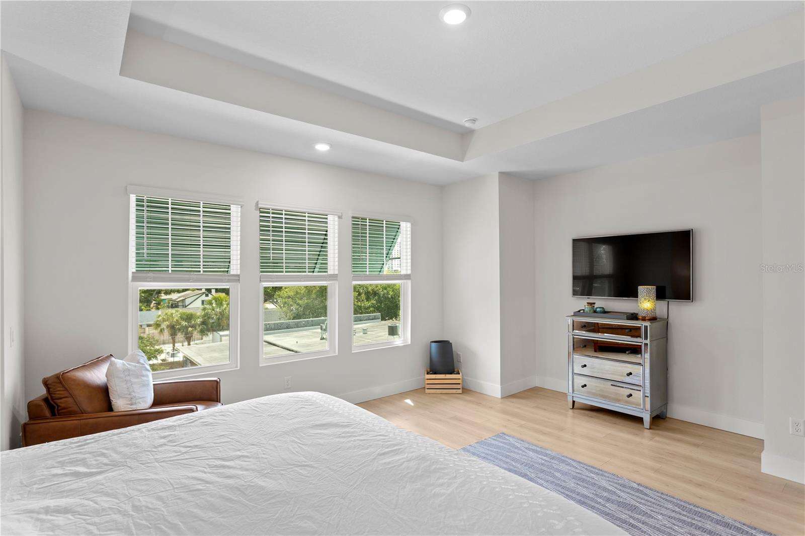 114 21 ST N