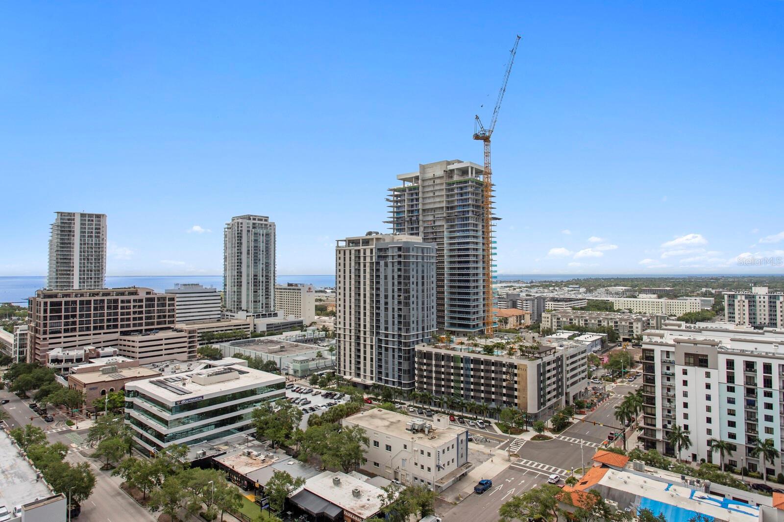 400 CENTRAL AVE #1704
