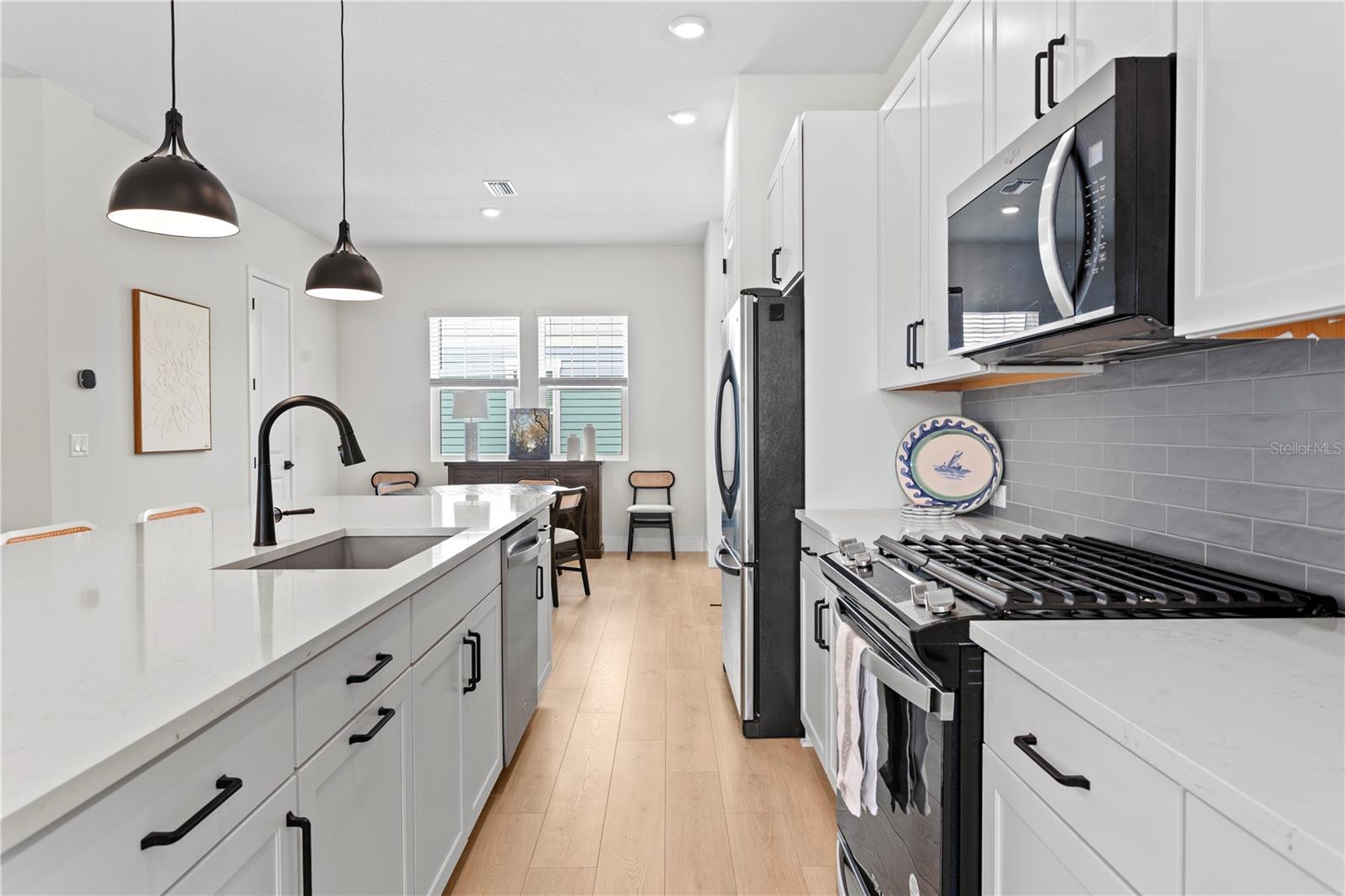 114 21 ST N
