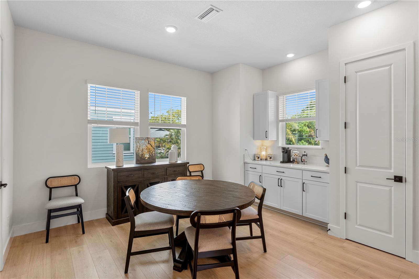 114 21 ST N
