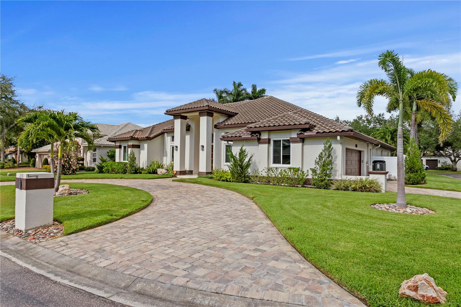 1230 DARLINGTON OAK CIR NE