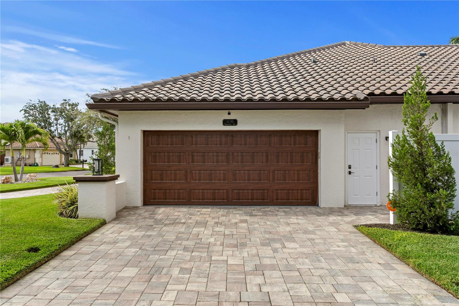 1230 DARLINGTON OAK CIR NE