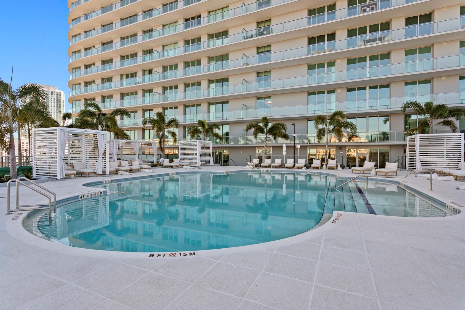400 CENTRAL AVE #1704