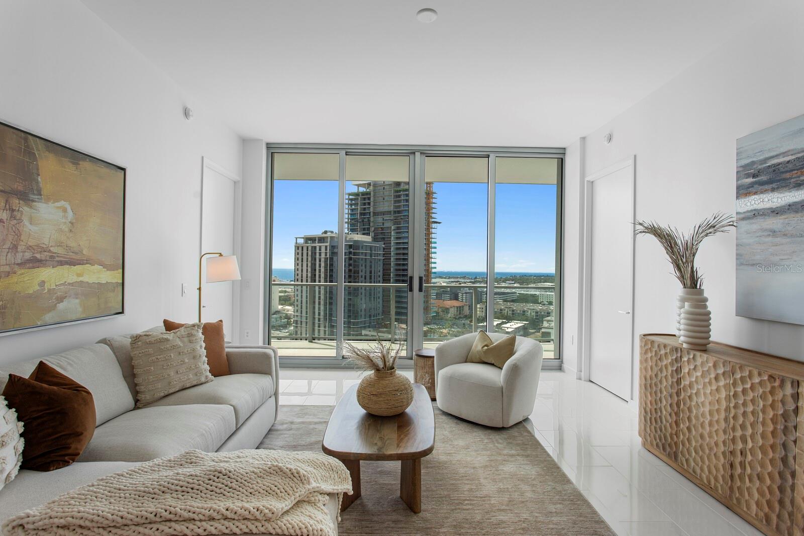 400 CENTRAL AVE #1704