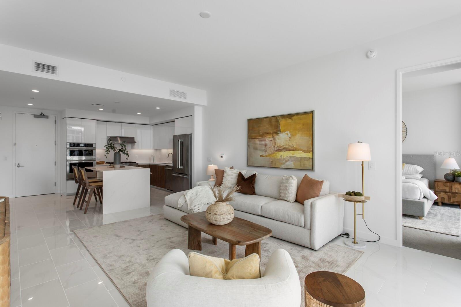 400 CENTRAL AVE #1704