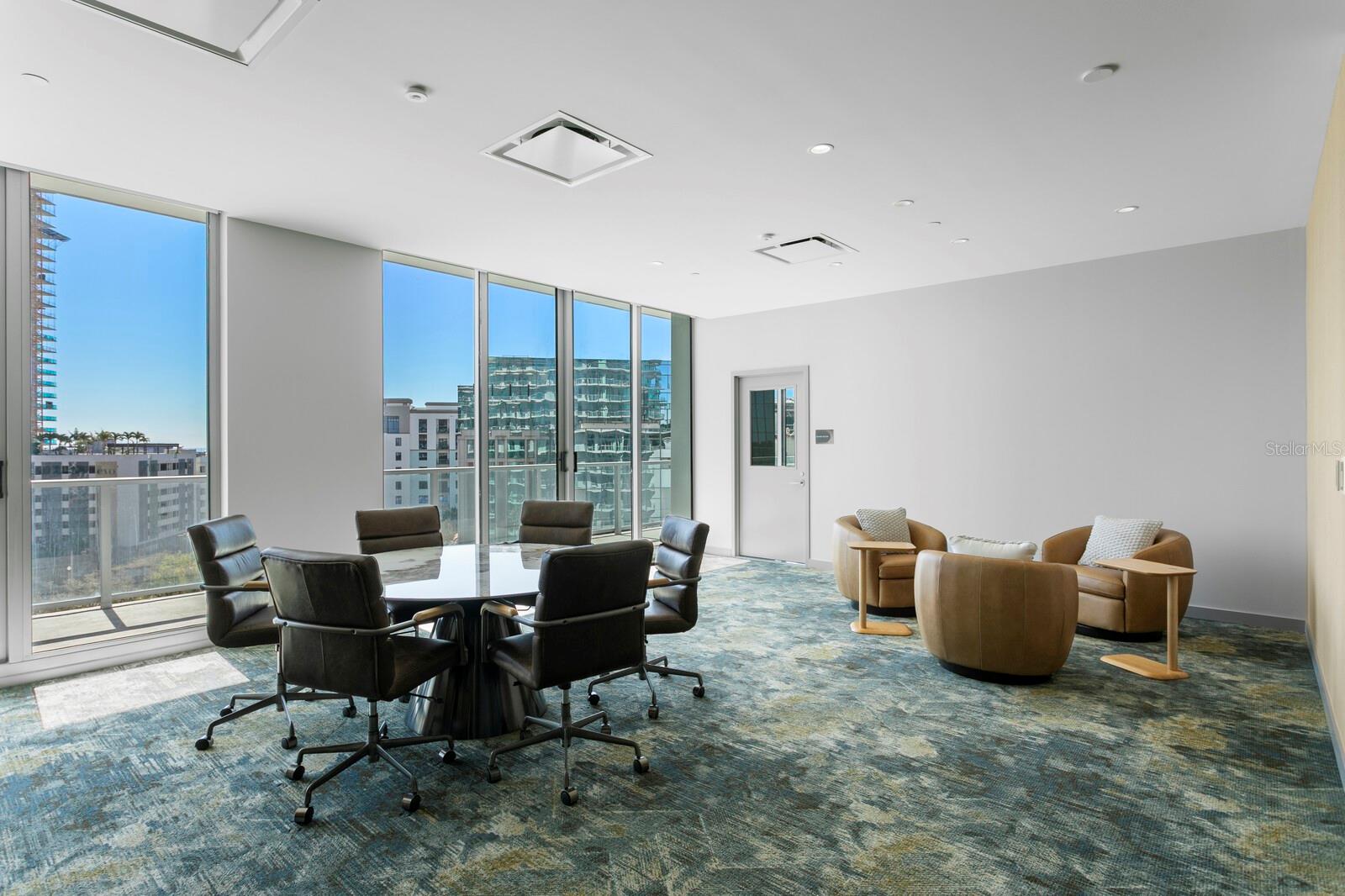 400 CENTRAL AVE #1704